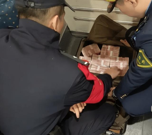 最新带现金几十万能过安检方法分析(最方便真实的改则携带现金过安检有具体规定吗方法)