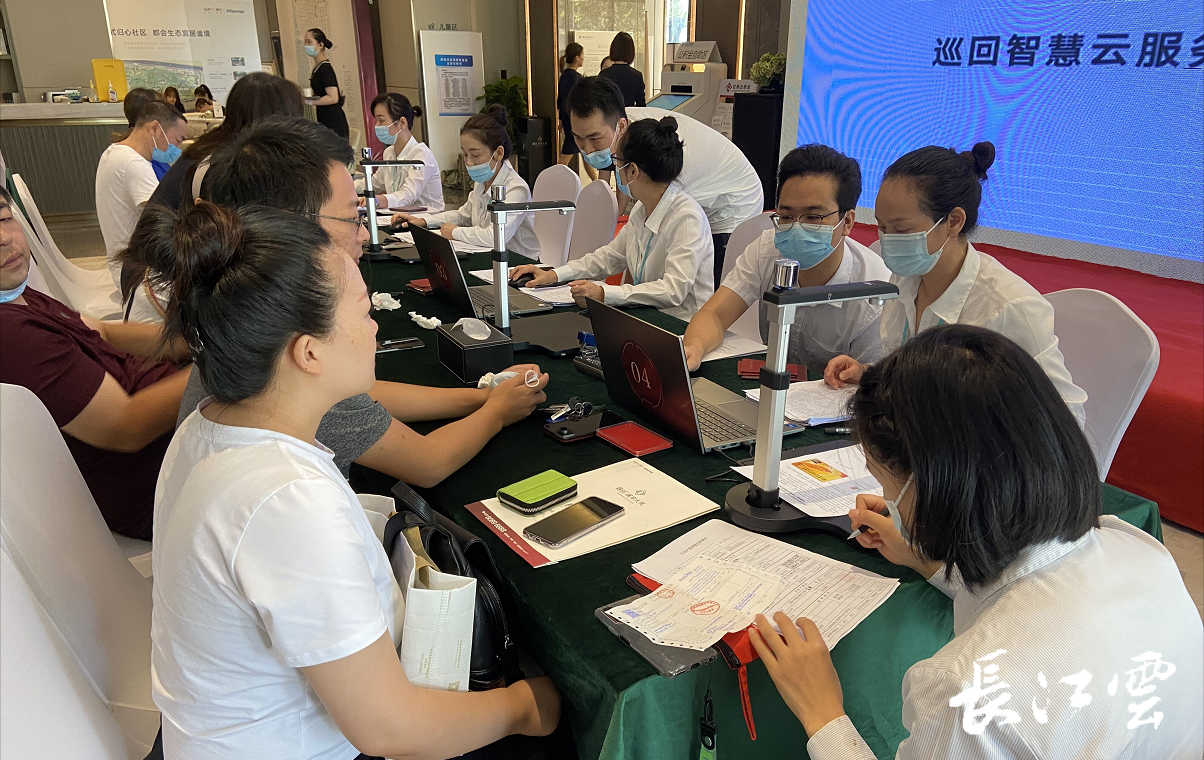 最新公积金24小时咨询电话人工方法分析(最方便真实的改则公积金热线电话人工服务时间是多少方法)
